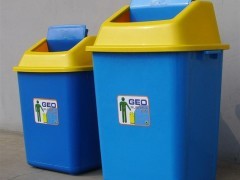 塑料果皮箱 環(huán)保設(shè)備中的城市衛(wèi)士